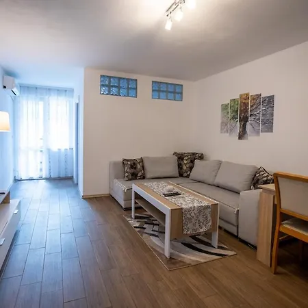 Karastoyanovi's 2 Appartement